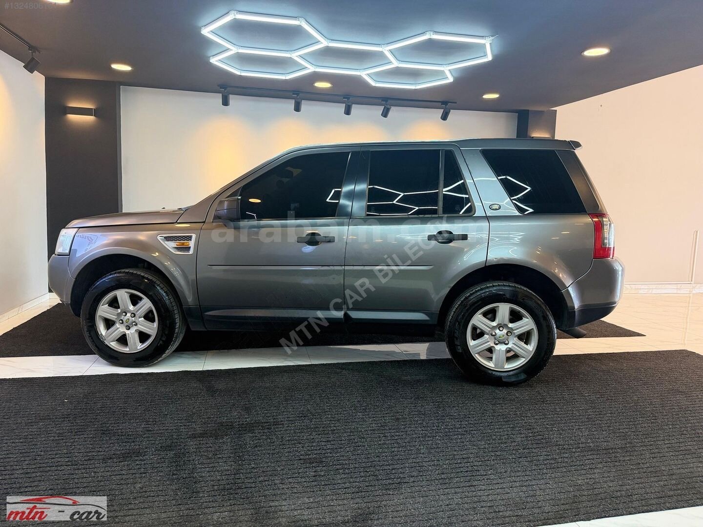 LAND ROVER FREELANDER 2.2 TD4 HSE 5