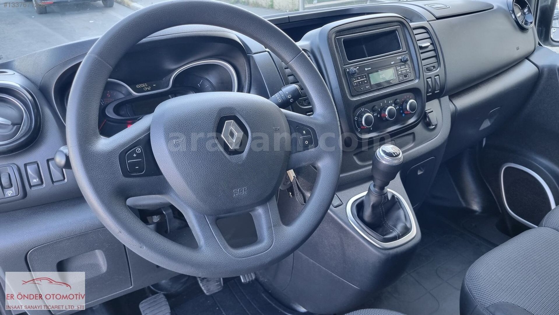 Galeriden Renault Trafic 2.0 BlueDCi Grand Confort 2021 Model İstanbul 102.000 km Beyaz 6