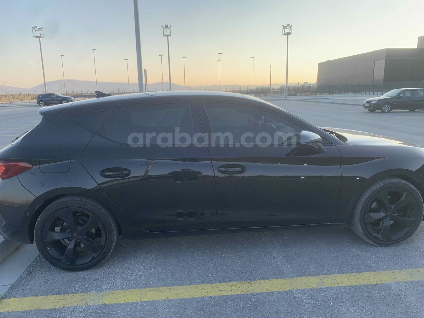 Sahibinden Cupra Leon 1.5 eTSI Standart 2023 Model Konya 40.000 km Siyah 2