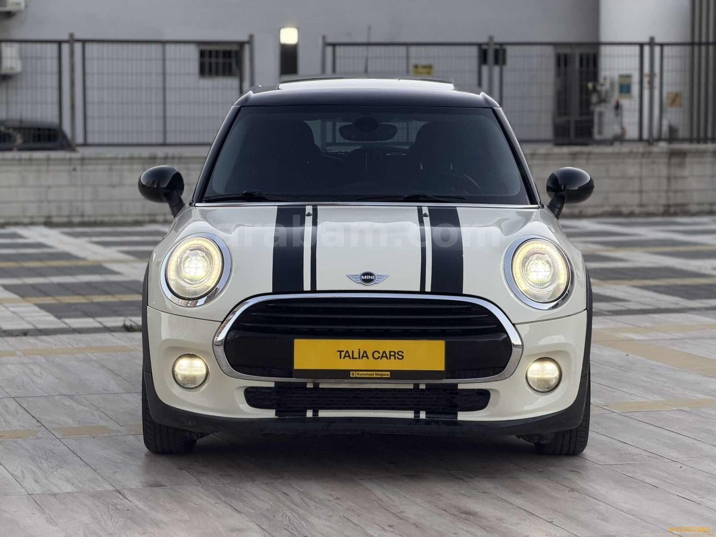 Galeriden Mini Cooper 1.5 D Chili 2015 Model Bursa 169.000 km Bej 4