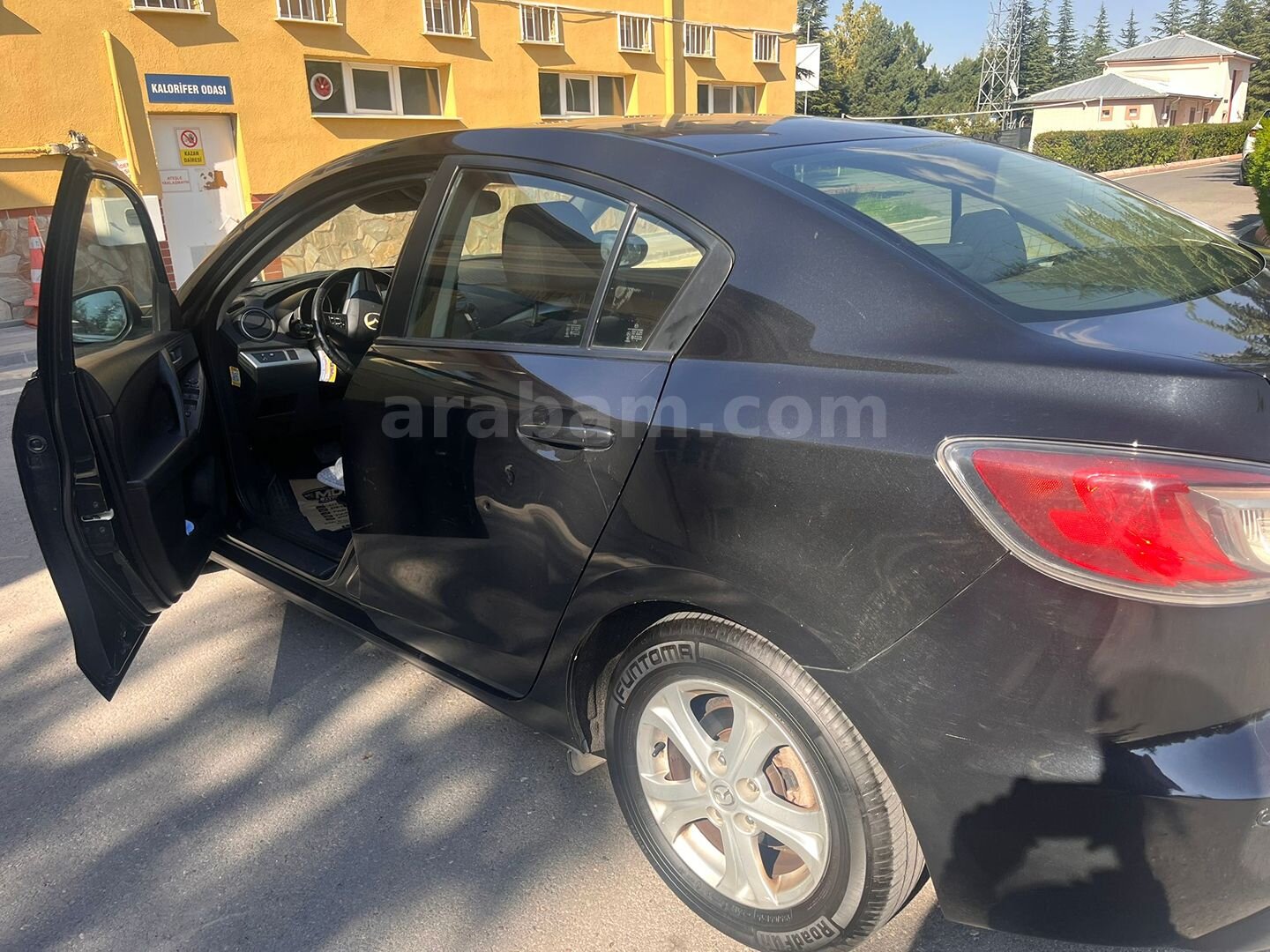 Sahibinden Mazda 3 1.6 Touring 2009 Model 3