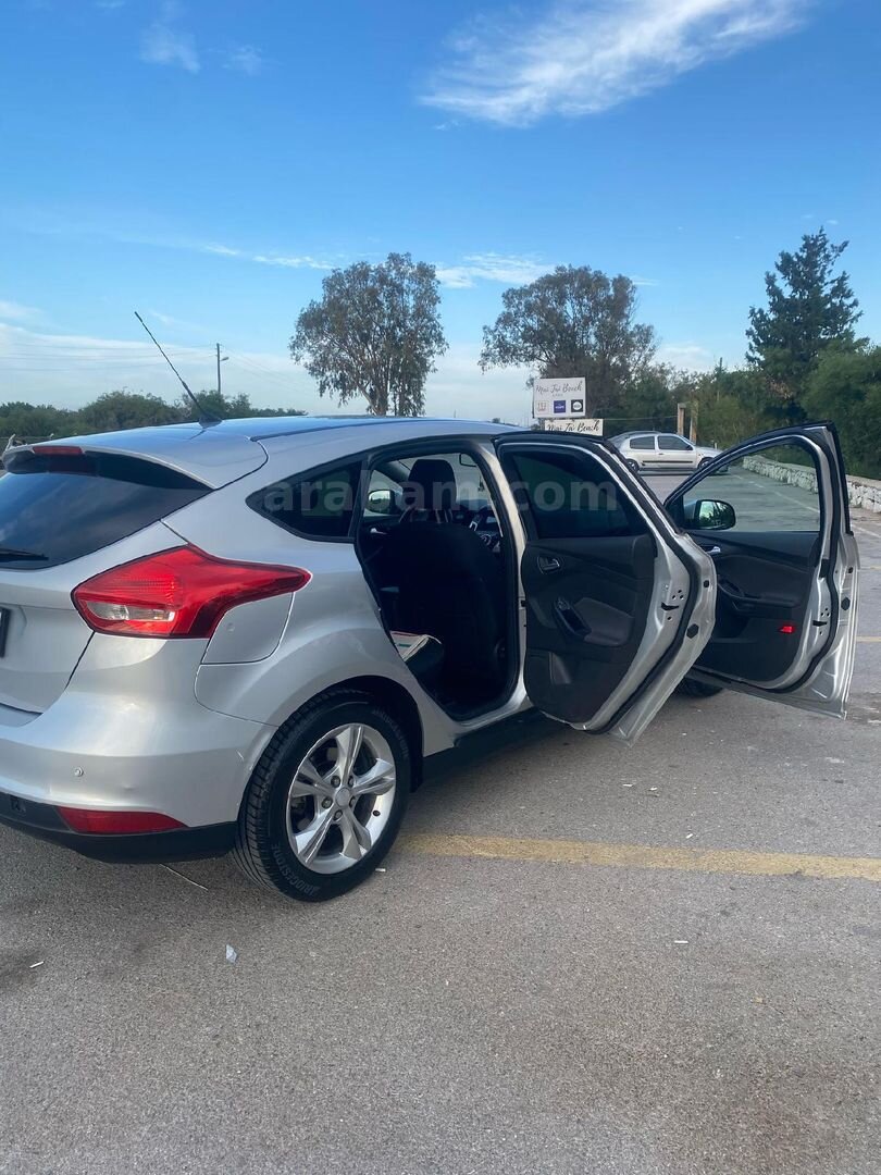 Sahibinden Ford Focus 1.6 TDCi Style 2015 Model Antalya 203.000 km Gri 4
