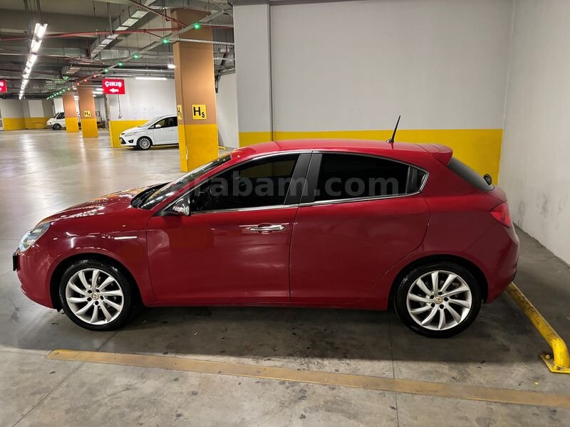 2014 GİULİETTA 1.6 DİSTİNCTİVE MK3 MAKYAJ YETKİLİ SERVİS BAKIMLI 6