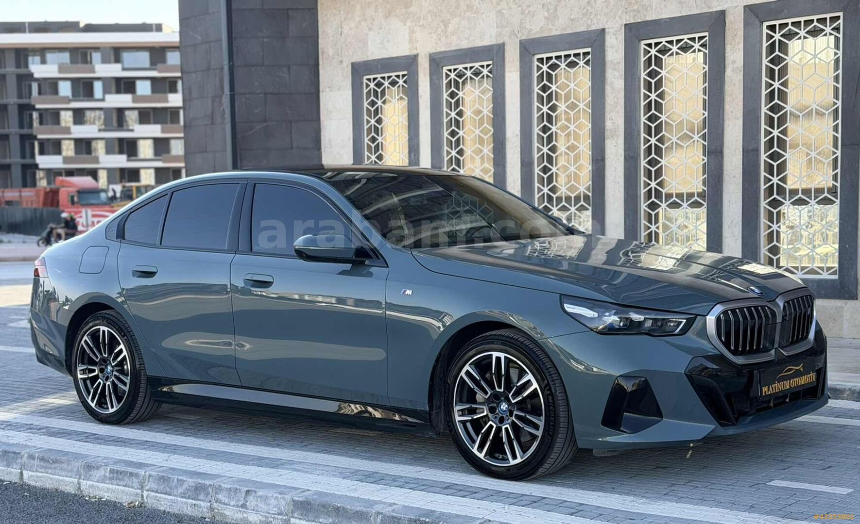 PLATİNUM OTOMOTİV BMW İ5 M SPORT HATASIZ BOYASIZ 2