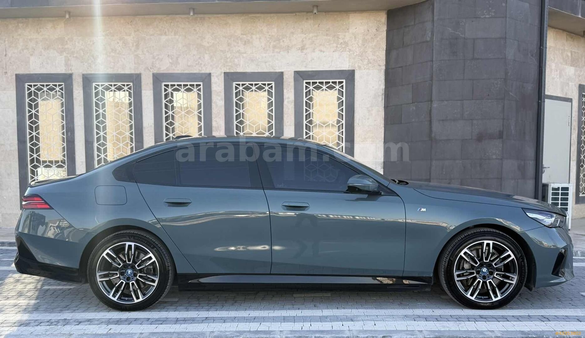 PLATİNUM OTOMOTİV BMW İ5 M SPORT HATASIZ BOYASIZ 3
