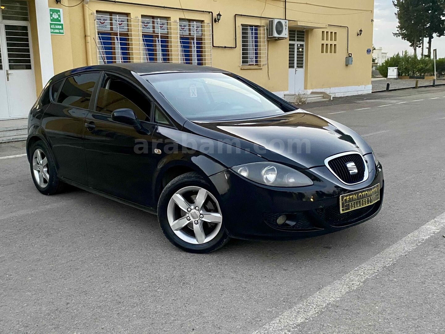 Galeriden Seat Leon 1.6 Stylance 2008 Model Gaziantep 410.000 km Siyah 2