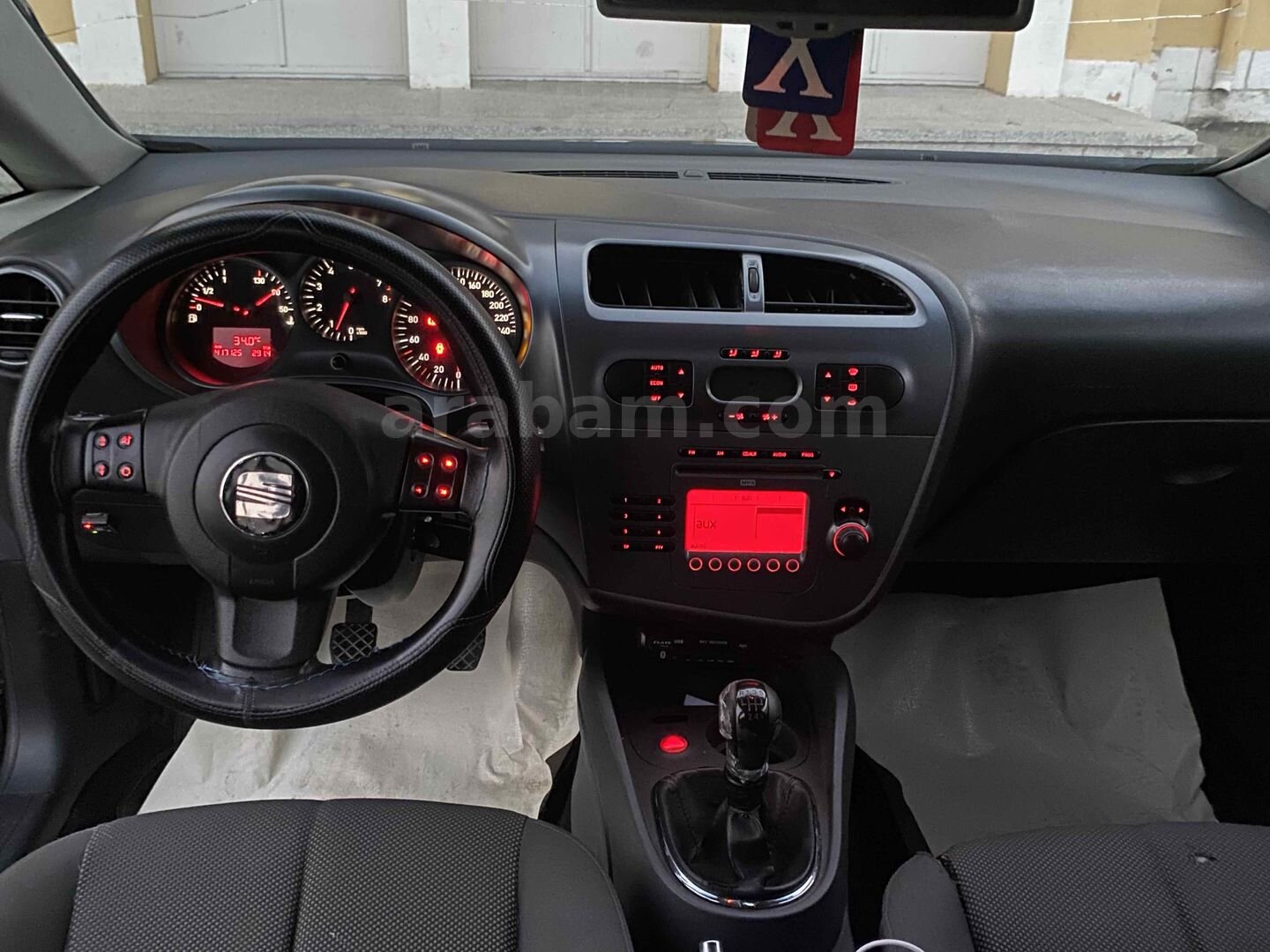 Galeriden Seat Leon 1.6 Stylance 2008 Model Gaziantep 410.000 km Siyah 6