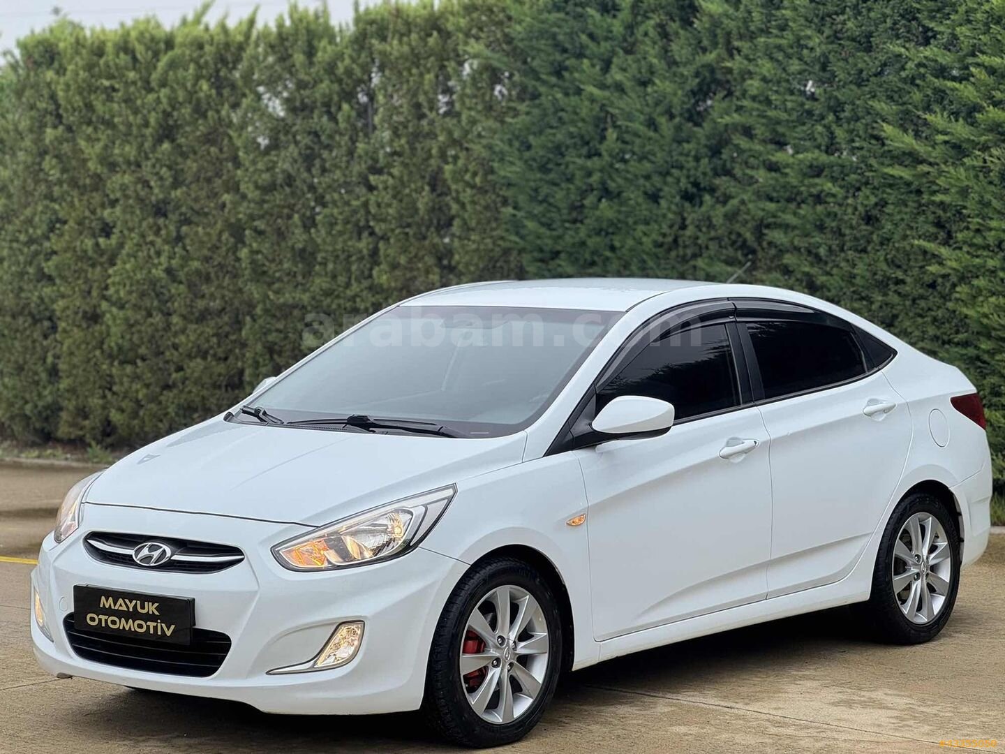 Galeriden Hyundai Accent Blue 1.6 CRDI Mode Plus 2016 Model Sakarya 166.000 km Beyaz 6