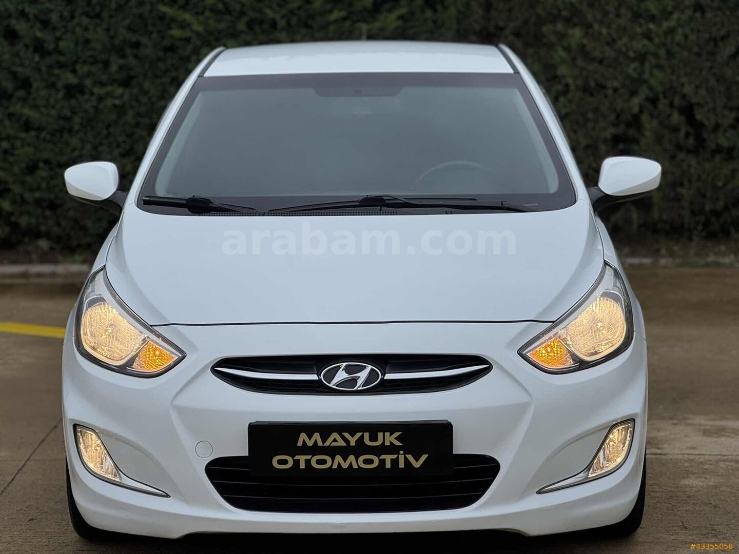 Galeriden Hyundai Accent Blue 1.6 CRDI Mode Plus 2016 Model Sakarya 166.000 km Beyaz 2