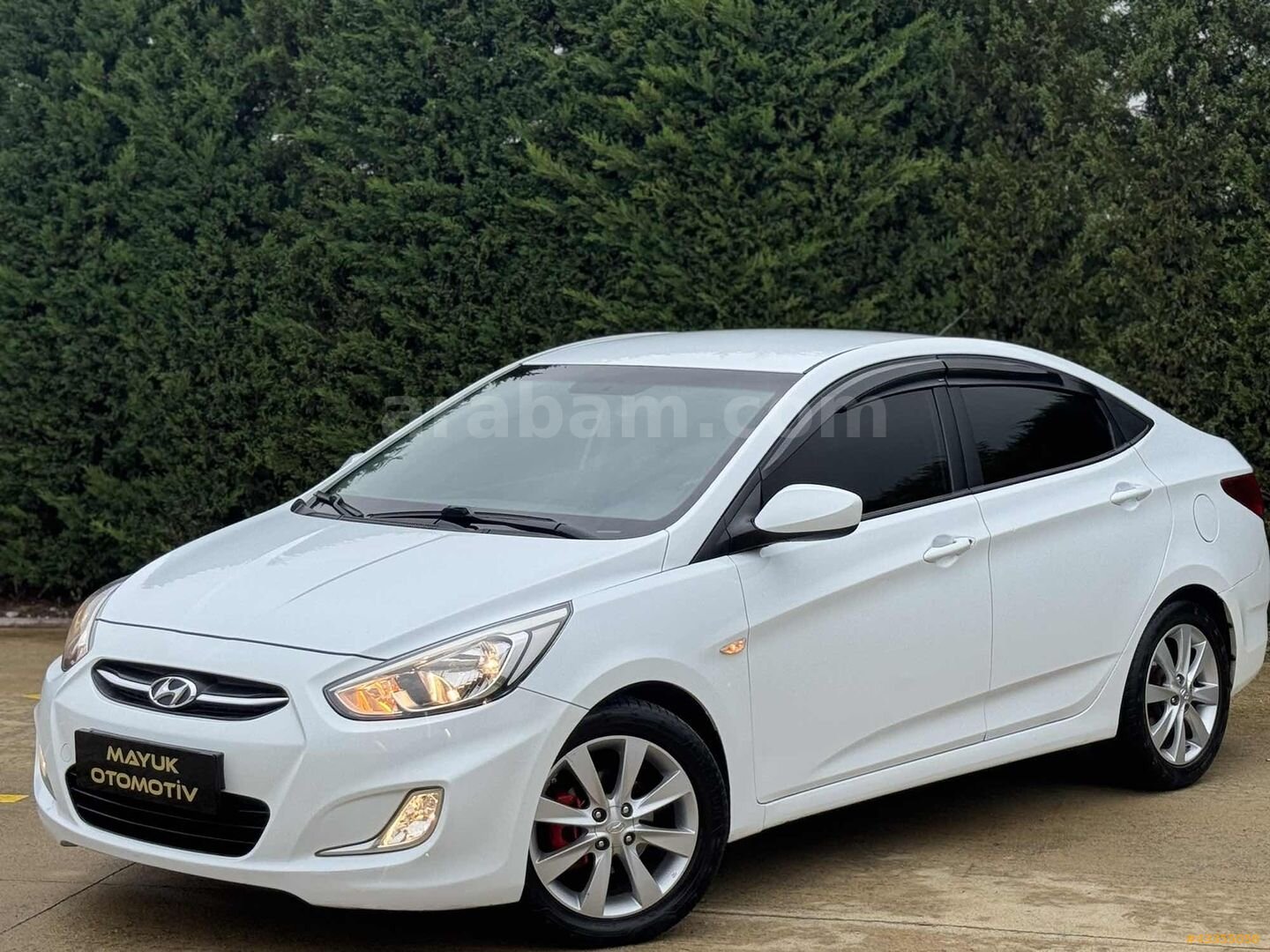 Galeriden Hyundai Accent Blue 1.6 CRDI Mode Plus 2016 Model Sakarya 166.000 km Beyaz 3