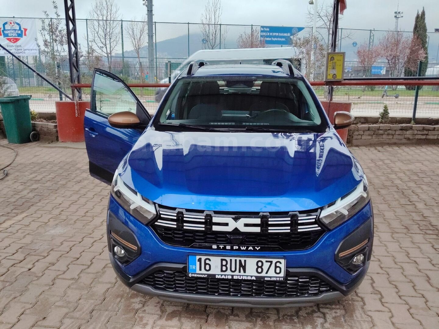 Sahibinden Dacia Sandero 1.0 TCe Extreme 2025 Model Bursa 13.750 km Mavi (metalik) 4