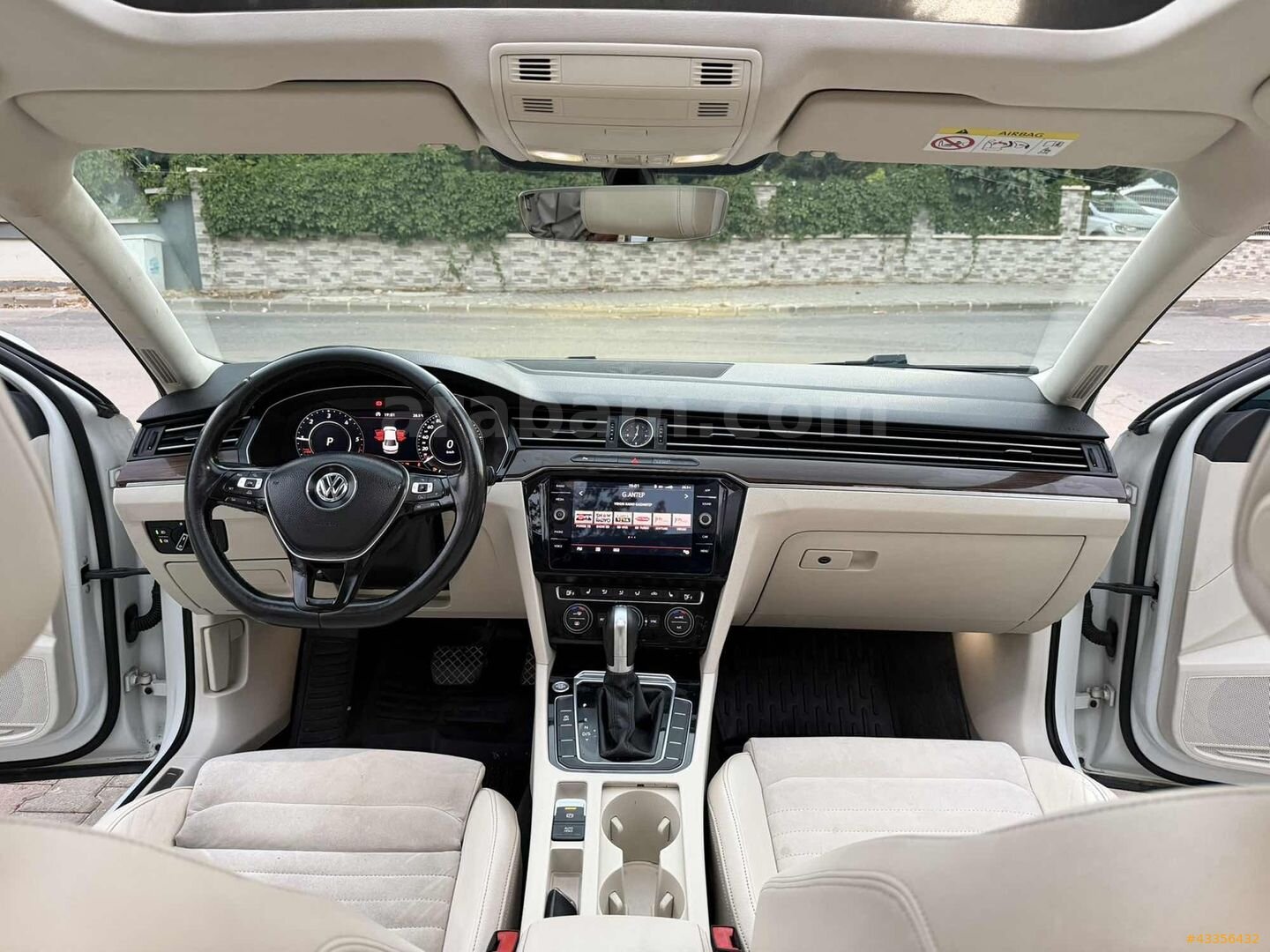 Galeriden Volkswagen Passat 1.6 TDi BlueMotion Highline 2018 Model Gaziantep 278.000 km Beyaz 7