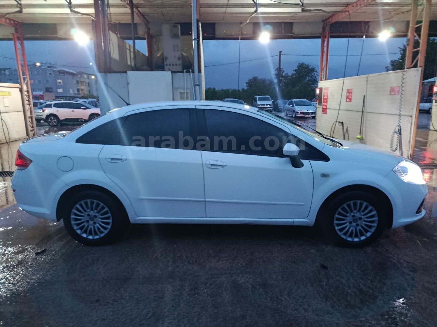 Sahibinden Fiat Linea 1.3 Multijet Active Plus 2015 Model Bursa 160.000 km Beyaz 6