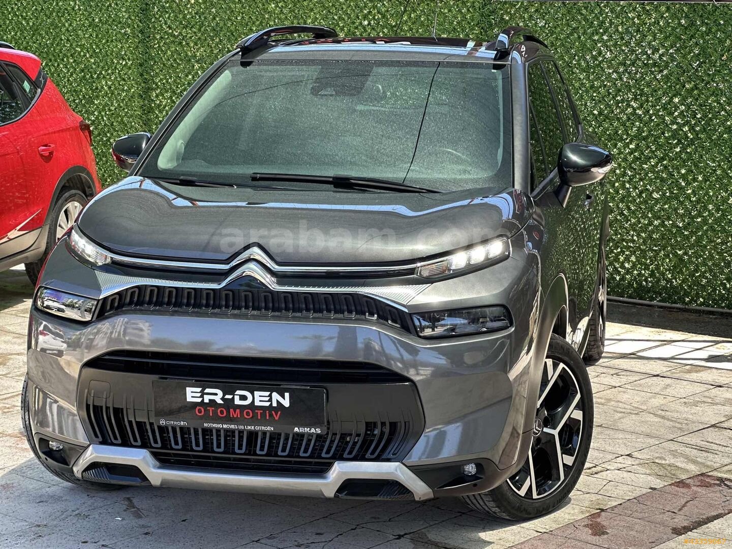 Galeriden Citroen C3 Aircross 1.2 PureTech Shine 2022 Model Denizli 49.000 km Füme 4