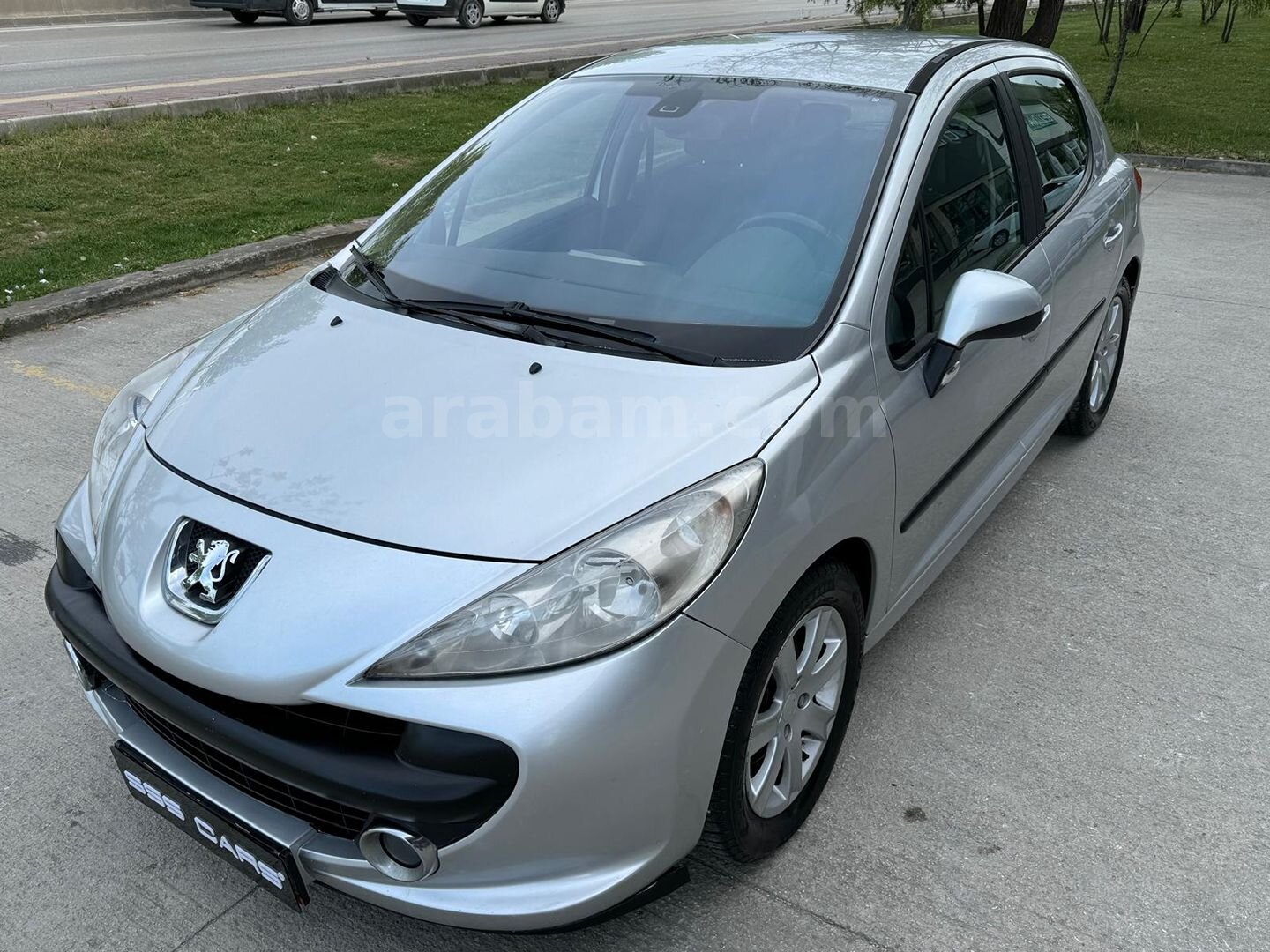 SSS CARS TAM OTOMATİK VİTES 1.6 MOTOR 120 HP SADECE 131 BİNDE 4