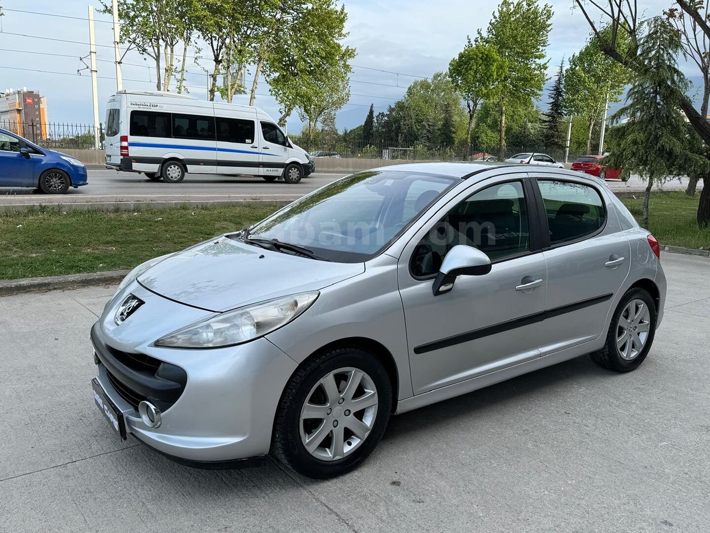 SSS CARS TAM OTOMATİK VİTES 1.6 MOTOR 120 HP SADECE 131 BİNDE 5