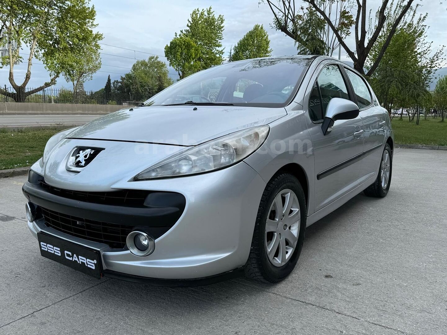 SSS CARS TAM OTOMATİK VİTES 1.6 MOTOR 120 HP SADECE 131 BİNDE 3