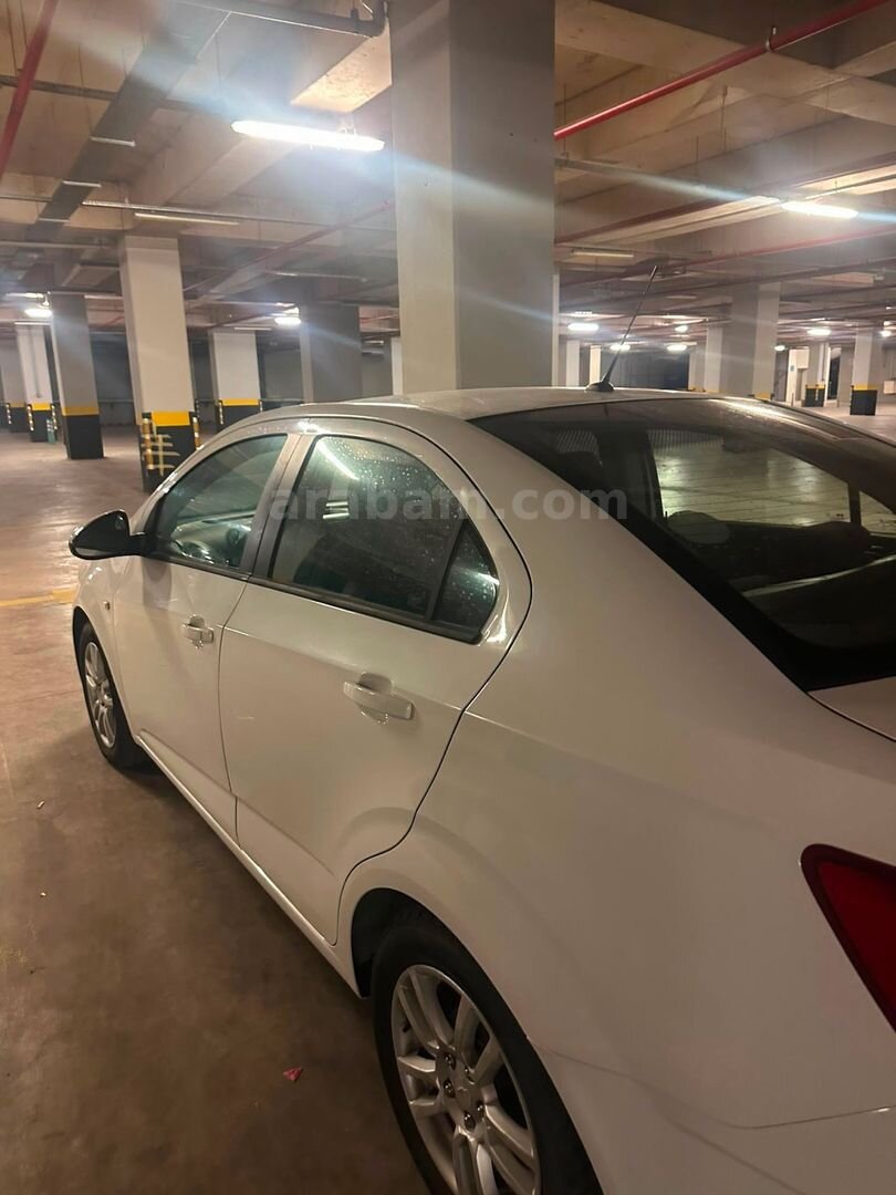 Sahibinden Chevrolet Aveo 1.3 D LT 2012 Model Balıkesir 203.000 km Beyaz 4