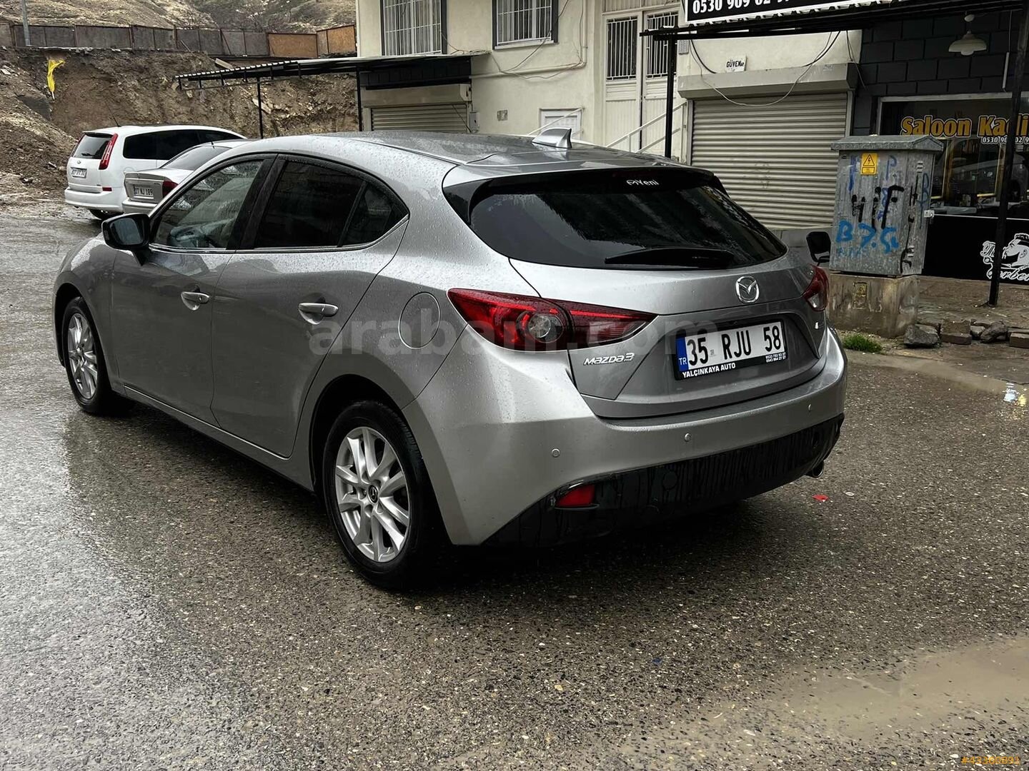 Galeriden Mazda 3 1.5 SkyActive-G Reflex 2014 Model Şanlıurfa 158.000 km Gri 6