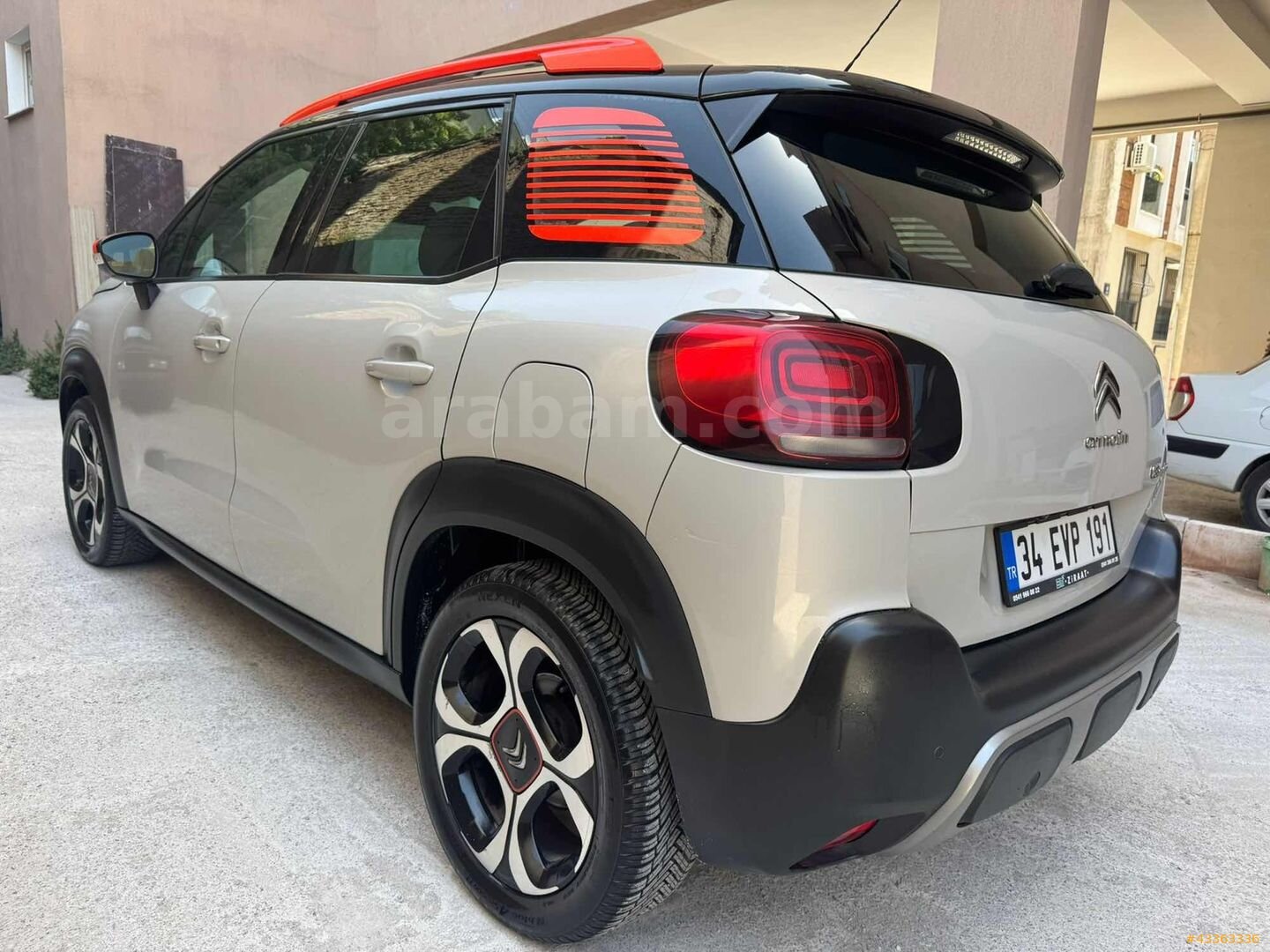Galeriden Citroen C3 Aircross 1.2 PureTech Shine 2017 Model İzmir 163.000 km Kırmızı 3