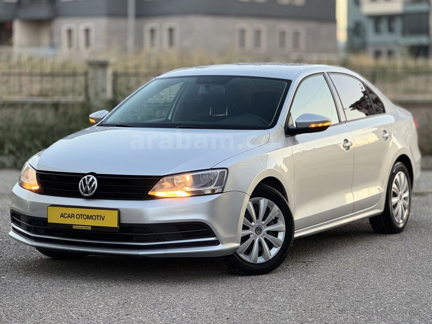 Galeriden Volkswagen Jetta 1.2 TSi BlueMotion Trendline 2015 Model Erzurum 169.491 km Gri 1
