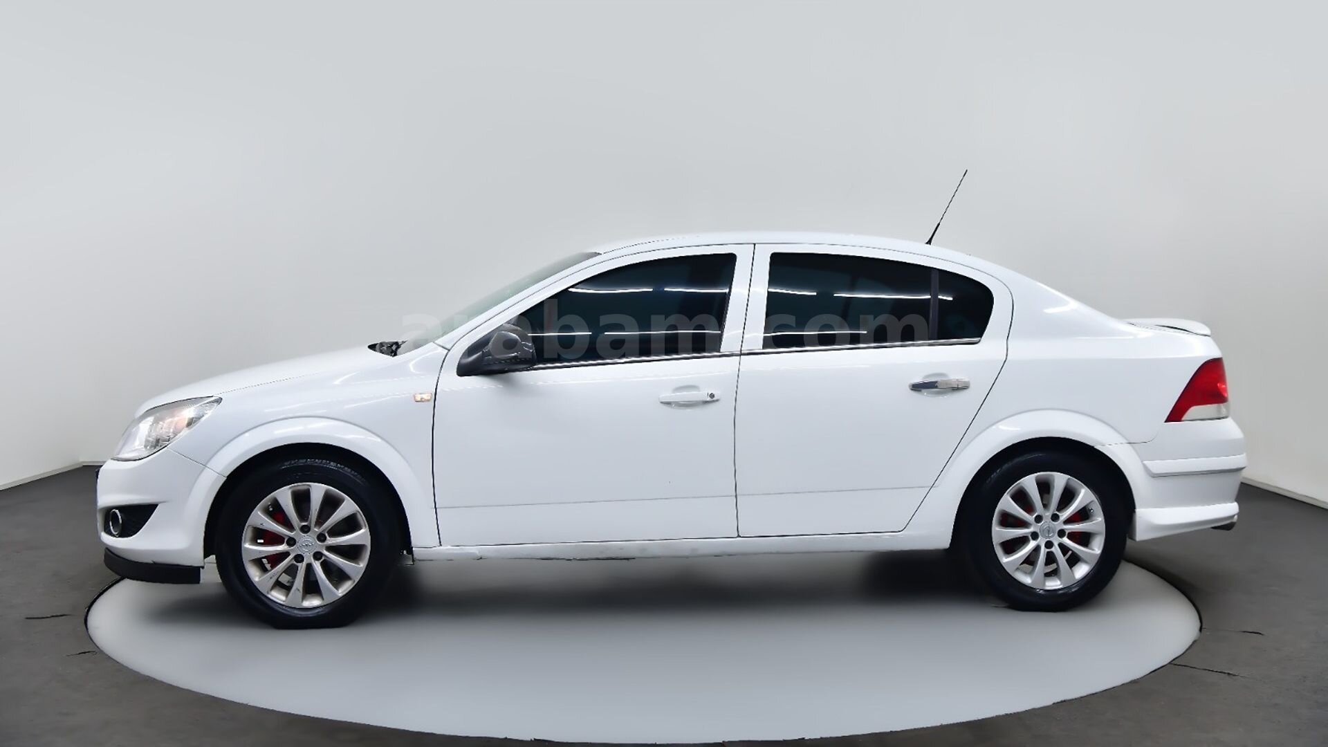 Galeriden Opel Astra 1.3 CDTI Enjoy Elegance 2010 Model İstanbul 324.000 km Beyaz 7