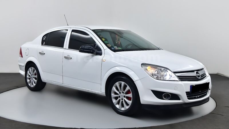 Galeriden Opel Astra 1.3 CDTI Enjoy Elegance 2010 Model İstanbul 324.000 km Beyaz 1