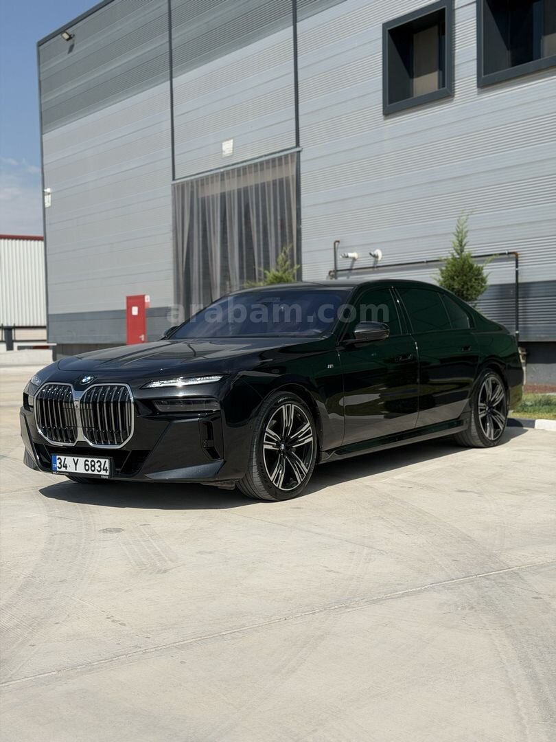 Galeriden BMW 7 Serisi 740d xDrive M Excellence 2024 Model Aksaray 20.000 km Siyah 5