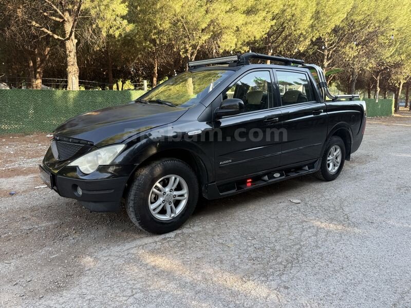 Galeriden KGM SsangYong Actyon Sports 2.0 SXDI 4x2 2008 Model Manisa 248.000 km Siyah