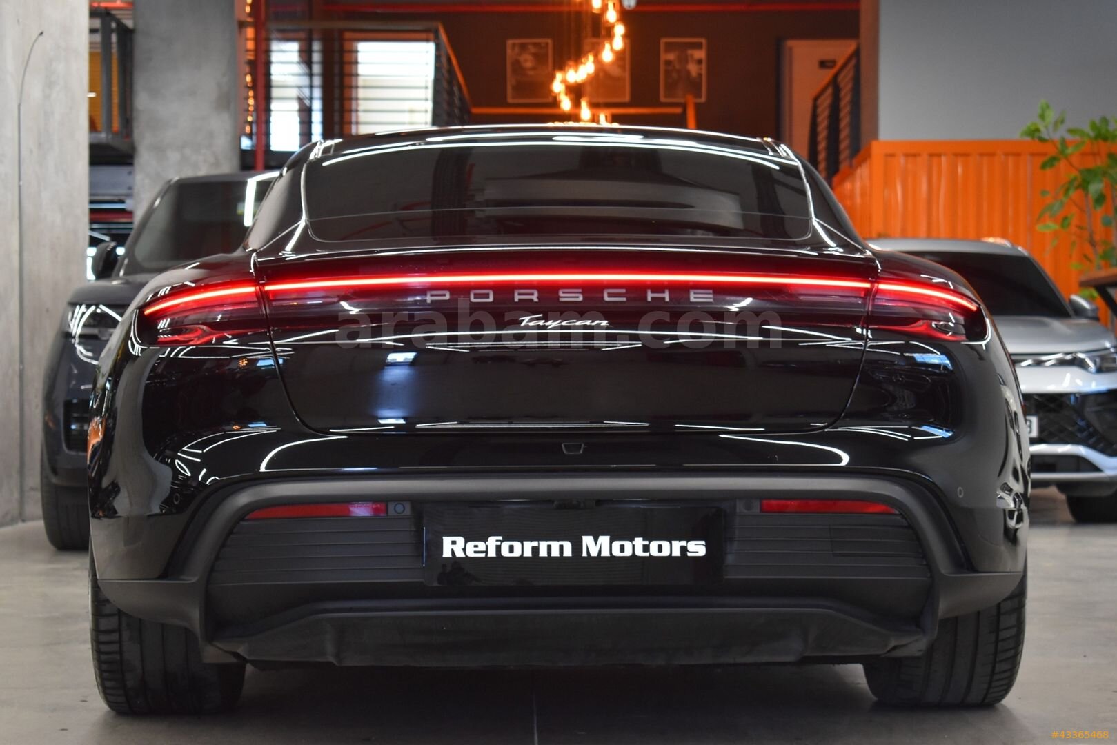 Galeriden Porsche Taycan Elektrik 2021 Model İstanbul 34.600 km Siyah 7