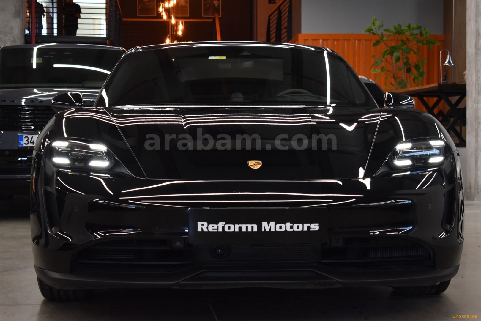 Galeriden Porsche Taycan Elektrik 2021 Model İstanbul 34.600 km Siyah 2