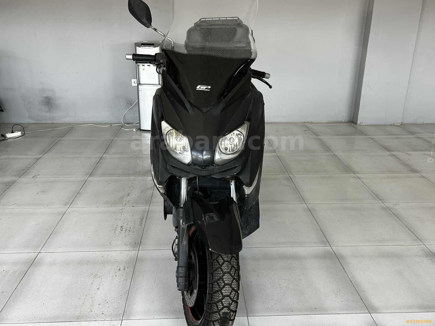 Galeriden Yamaha X-Max 250 2012 Model İzmir 37.000 KM Siyah