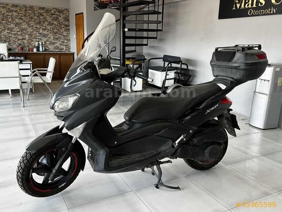 Galeriden Yamaha X-Max 250 2012 Model İzmir 37.000 KM Siyah