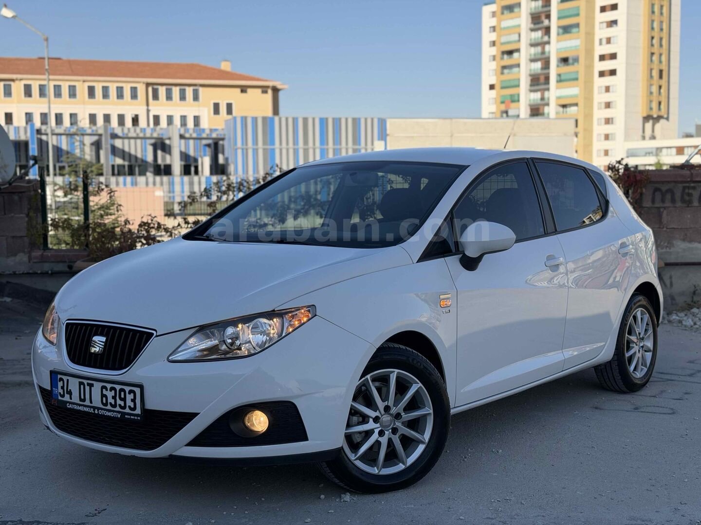 Galeriden Seat Ibiza 1.2 TSI Style 2011 Model Konya 166.500 km Beyaz 4