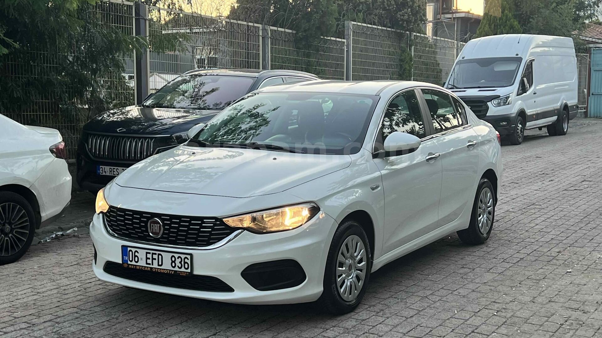 Galeriden Fiat Egea 1.3 Multijet Easy 2019 Model İstanbul 170.000 km Beyaz 3