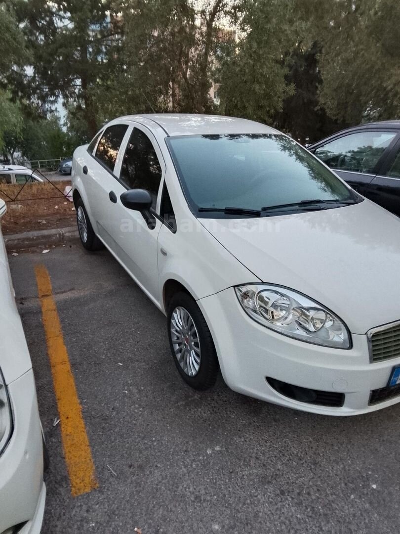Sahibinden Fiat Linea 1.3 Multijet Actual Plus 2014 Model İzmir 179.500 km Beyaz 3