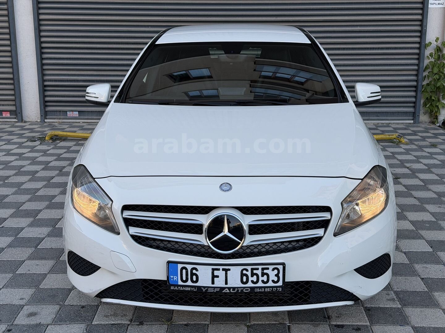 Galeriden Mercedes - Benz A 180 CDI BlueEfficiency Style 2014 Model İstanbul 195.000 km Beyaz 2