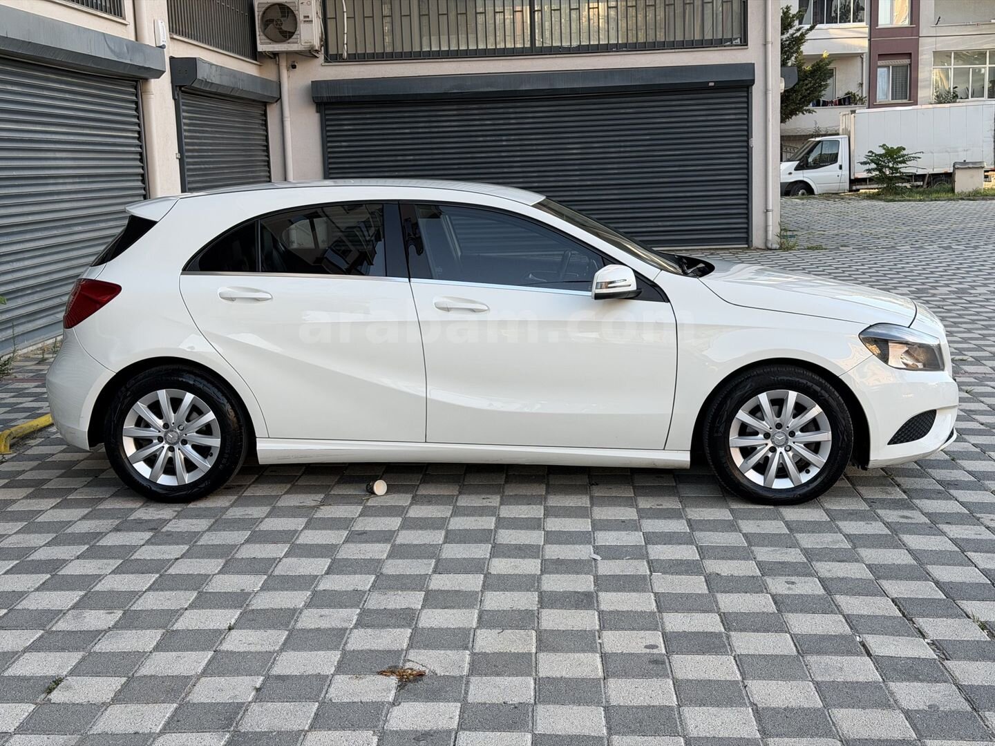 Galeriden Mercedes - Benz A 180 CDI BlueEfficiency Style 2014 Model İstanbul 195.000 km Beyaz 7