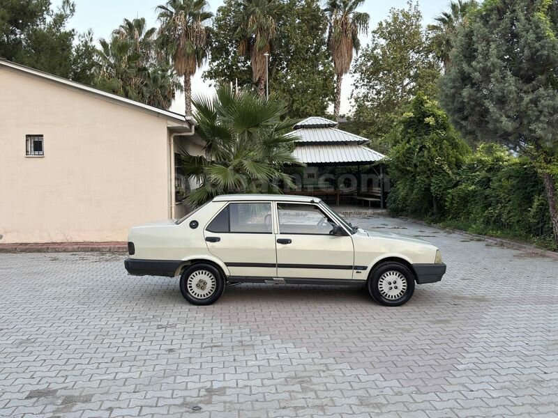 Galeriden Tofaş Şahin 1.6 1993 Model Osmaniye 123.456 km Bej
