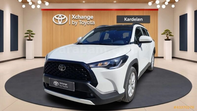 KARDELEN PLAZA TOYOTA COROLLA CROSS 2025 HYBRİD 28.000KM BOYASIZ