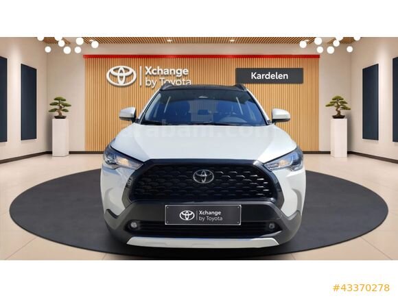 Galeriden Toyota Corolla Cross 1.8 Hybrid Flame X-Pack 2025 Model