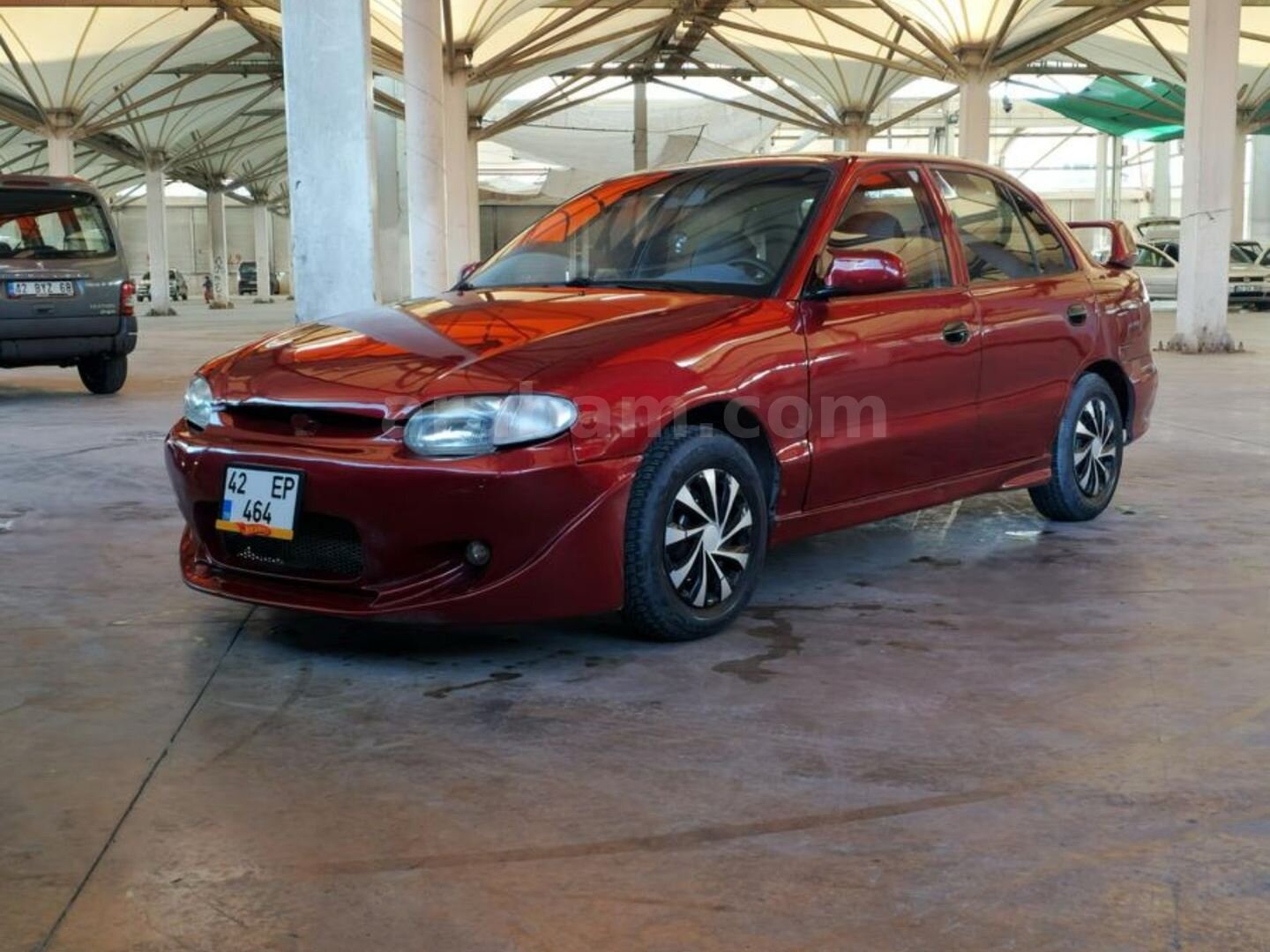Sahibinden Hyundai Accent 1.3 GLS 1998 Model Konya 266.125 km Bordo 7
