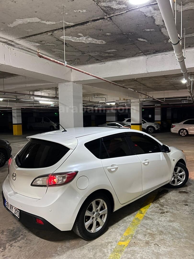 Sahibinden Mazda 3 1.6 Impressive 2011 Model İstanbul 238.000 km Beyaz 7