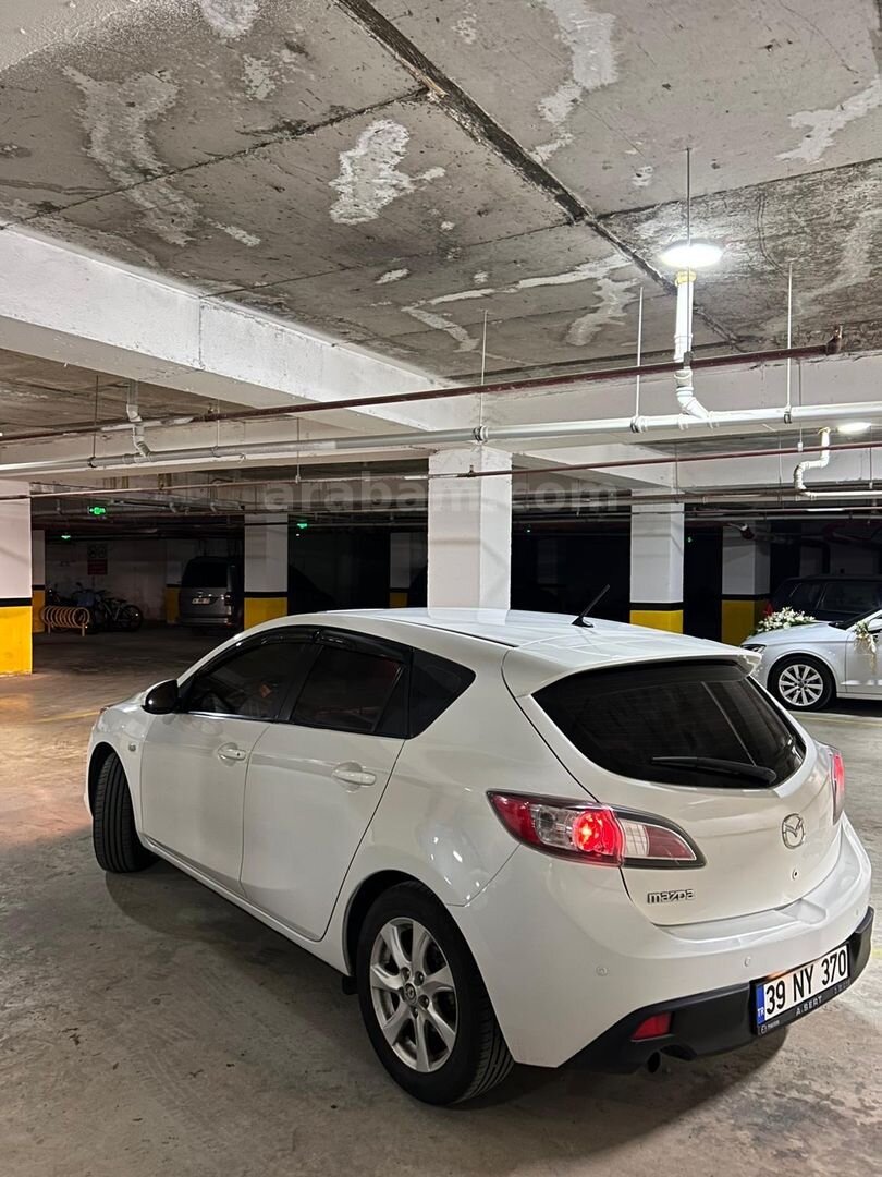 Sahibinden Mazda 3 1.6 Impressive 2011 Model İstanbul 238.000 km Beyaz 6