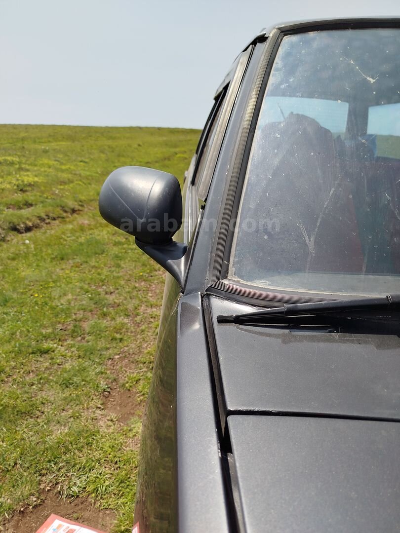 Sahibinden Tofaş Kartal 5 Vites 1990 Model Tokat 300.000 km Füme 7