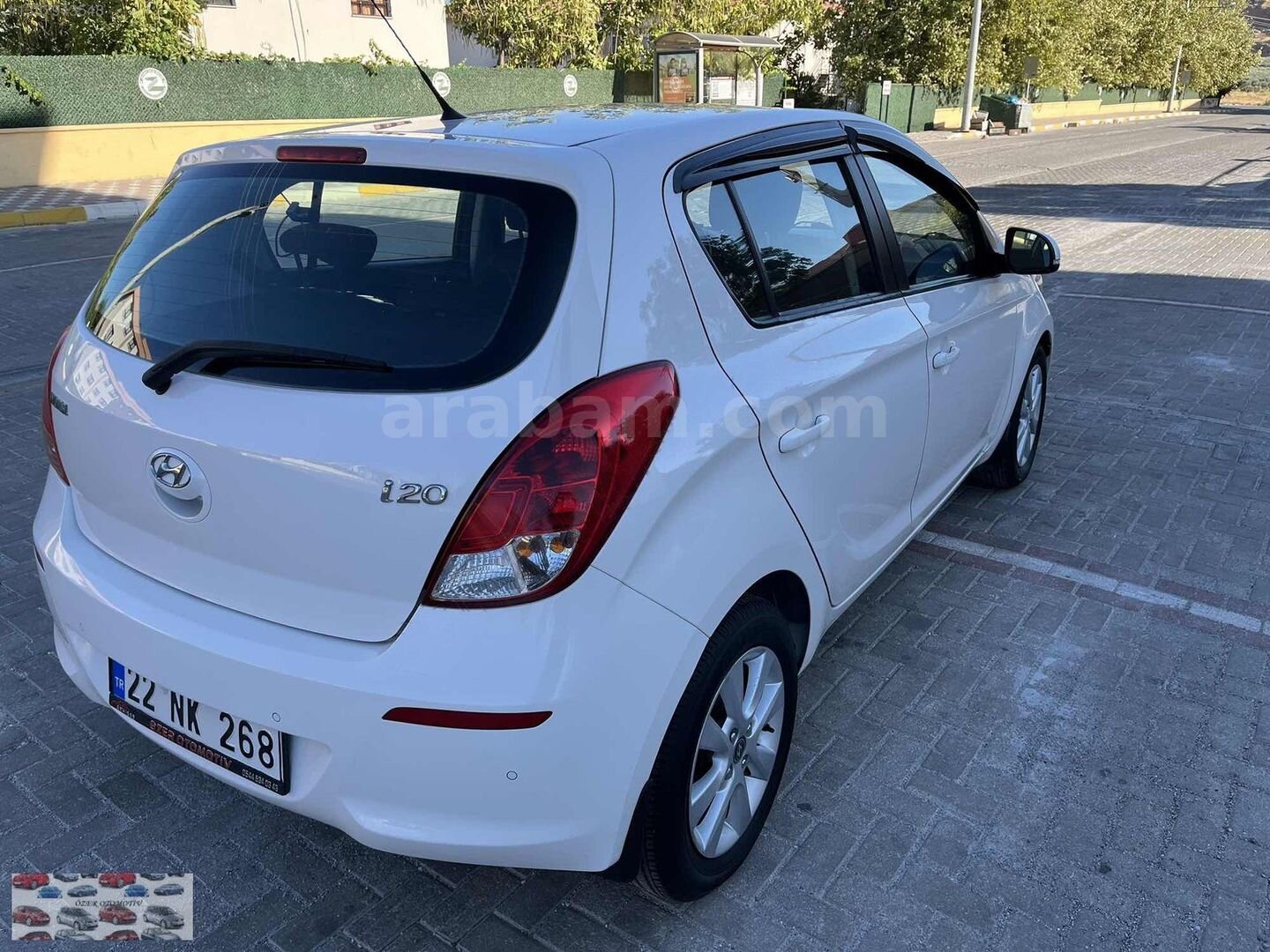 Galeriden Hyundai i20 1.2 D-CVVT Sense 2013 Model Manisa 95.000 km Beyaz 7