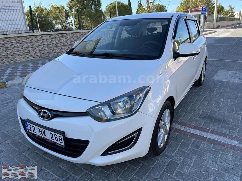 Galeriden Hyundai i20 1.2 D-CVVT Sense 2013 Model Manisa 95.000 km Beyaz