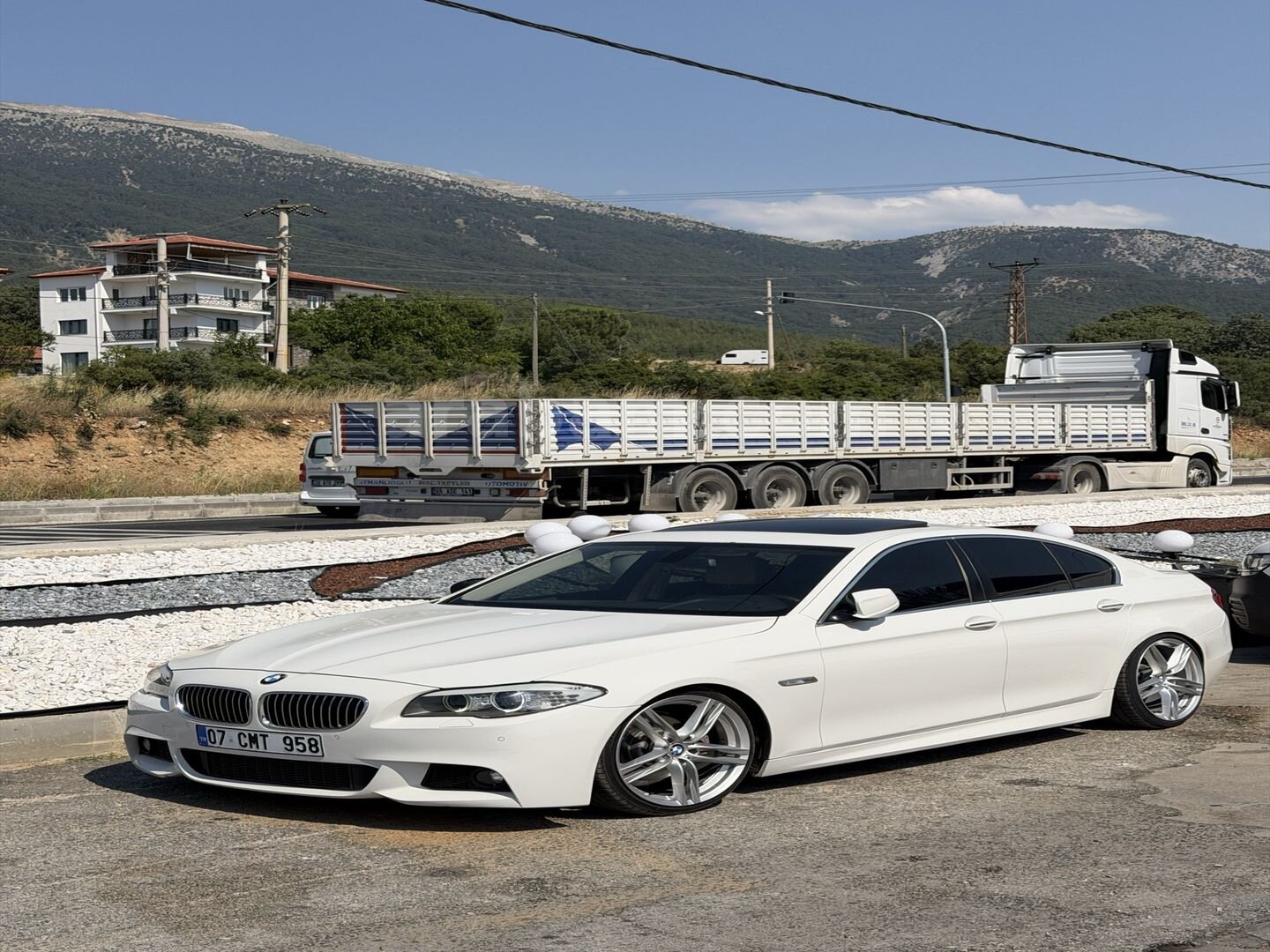 Sahibinden BMW 5 Serisi 520d Premium 2013 Model Antalya 257.000 km Beyaz 3