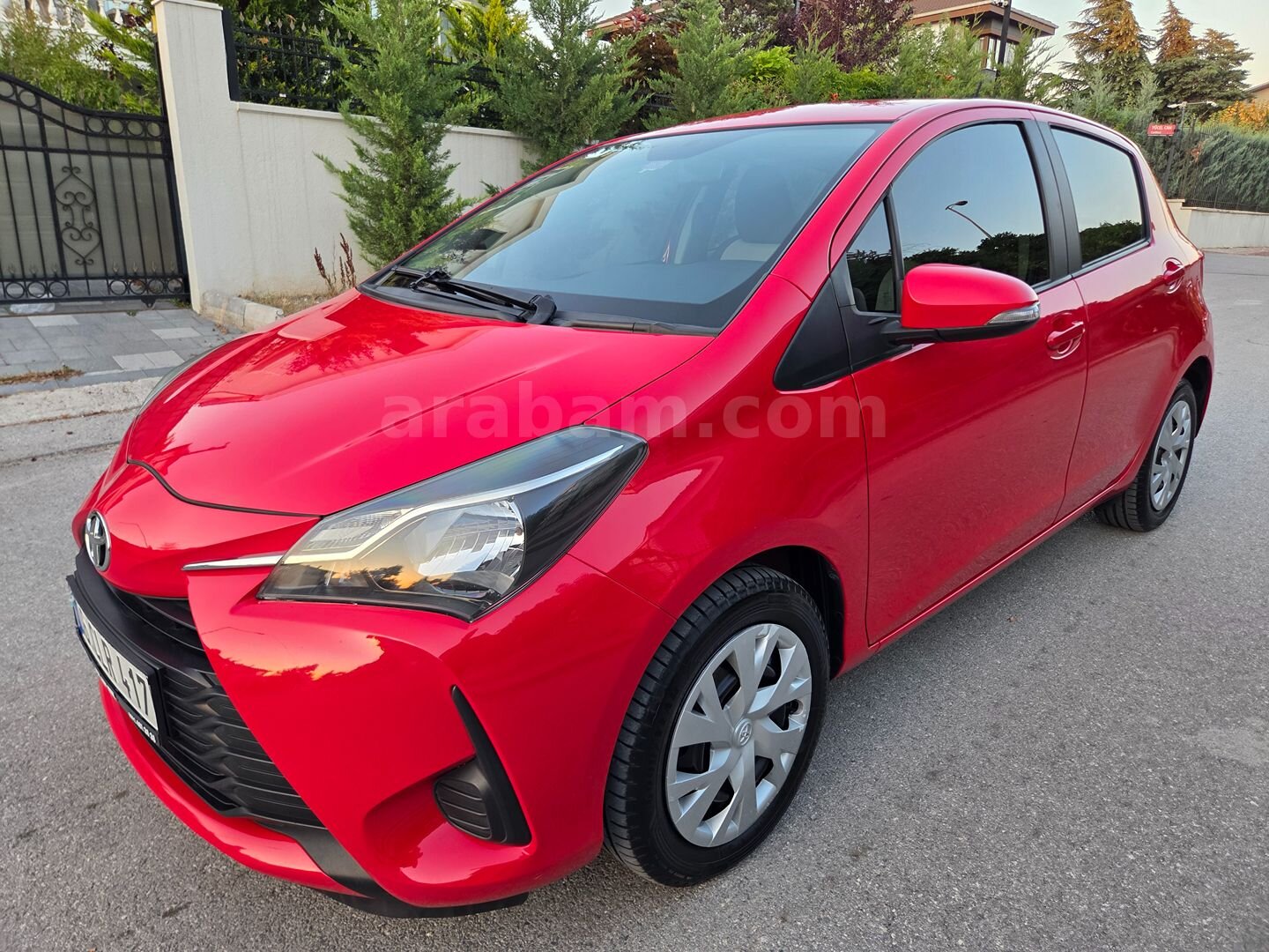 OTOMATİK -2017 TOYOTA YARİS 1.5 -62.800 KM -KREDİ KARTINA 12 TAKSİT