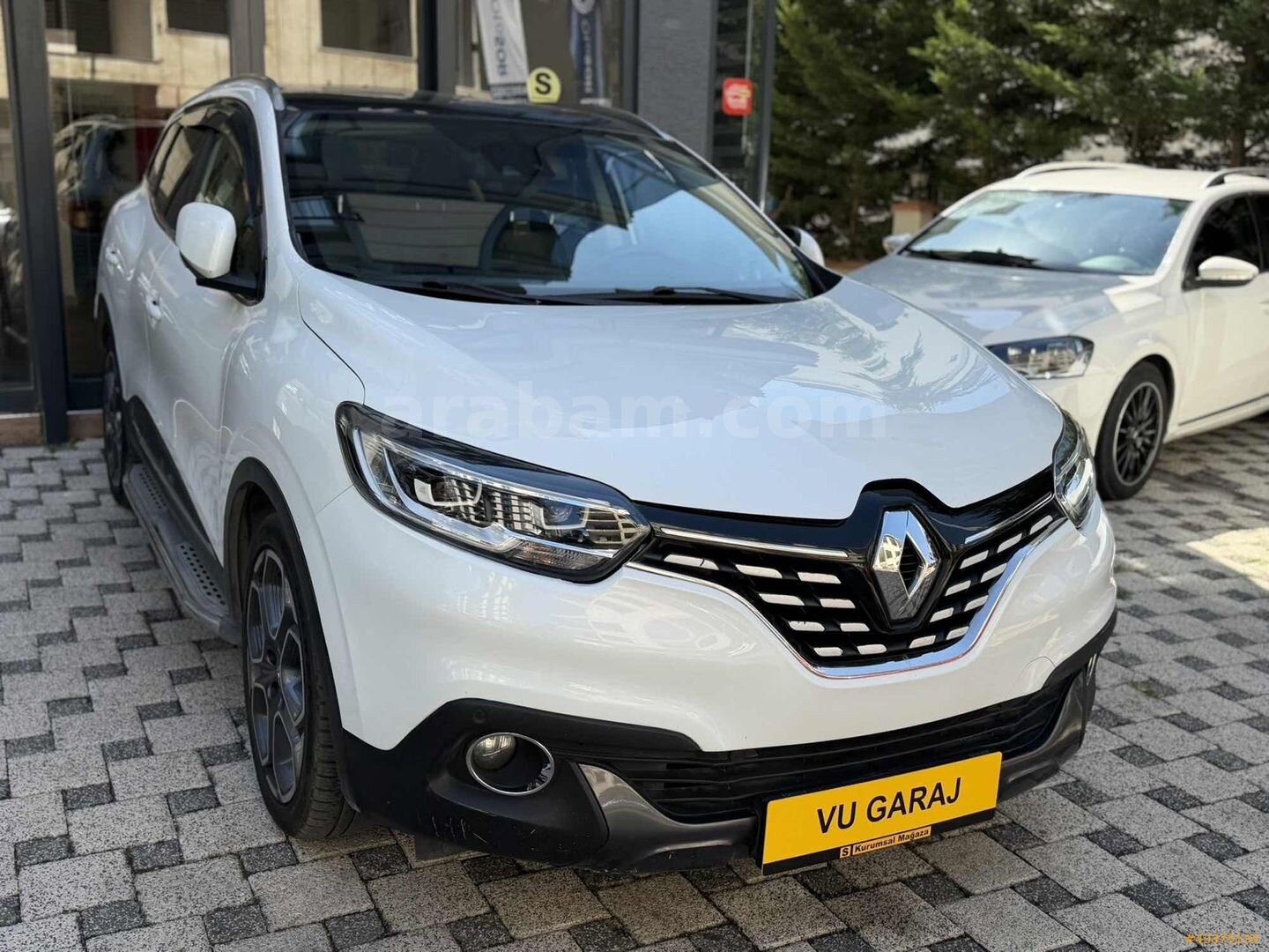 280BİN PEŞİN 36 AY ELDEN SENETLE KEFİLSİZ**CAM TAVANLI SUV ARABA 3